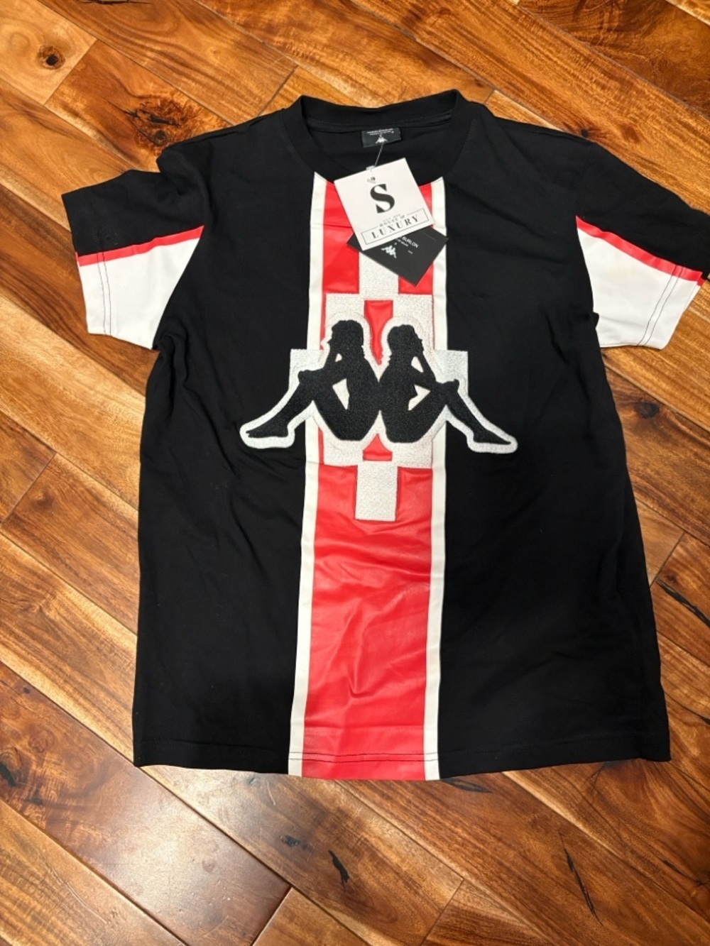 Marcelo Burlon County of Milan Black Red White Graphic Tee